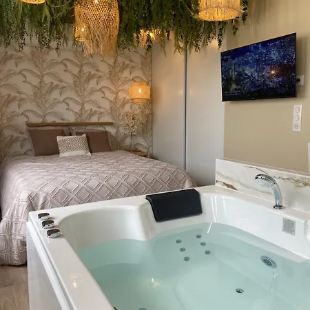 Le Cocon Du Desir - Balneo Et De Gamme * Saint-Nazaire (Loire-Atlantique)