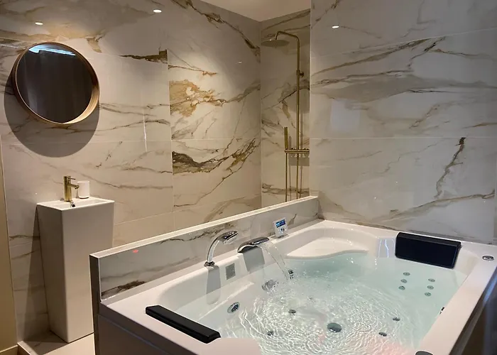 Le Cocon Du Desir - Balneo Et De Gamme Апартаменты Сен-Назер